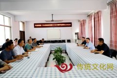 平邑县平邑街道领导到街一中心校进行教师节走访慰问
