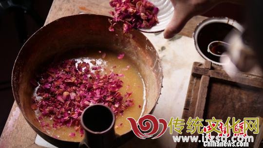《海派百工》剧照。　官方供图 摄